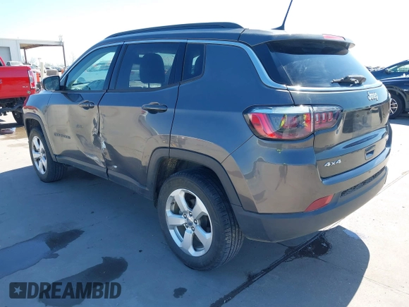 2018 Jeep Compass Altitude with VIN 3C4NJDBBXJT185252, listed as a IAAI auction lot 41847785 with 126,915 mi miles and . Bid and sale history available at carsss.com. Image 3.