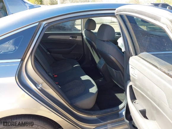 2018 Hyundai Sonata SEL with VIN 5NPE34AF6JH675962, listed as a IAAI auction lot 41631174 with 44,477 mi miles. Bid and sale history available at carsss.com. Image 8.