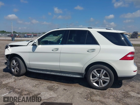 2013 Mercedes-Benz M 350 with VIN 4JGDA5JB0DA137429, listed as a IAAI auction lot 41936114 with 120,106 mi miles and . Bid and sale history available at DreamBid. Image 15.