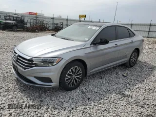 2020 Volkswagen Jetta S z VIN 3VWC57BU5LM090932, wystawiony jako Copart lot #53051135 z przebiegiem 48 263 mil mil oraz Szkoda całkowita • Salvage title. Historia ofert i sprzedaży dostępna na DreamBid. Obrazek 1.