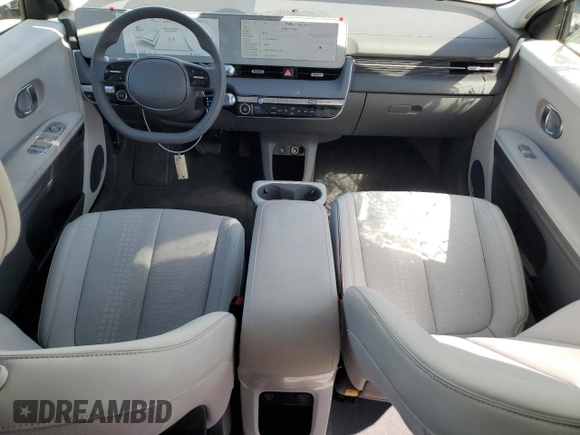 2024 Hyundai Ioniq 5 Limited с VIN KM8KR4DE6RU323580, выставлен на аукционе Copart как лот 52587585 с пробегом 2 996 миль миль и Списание • Salvage title. История ставок и продаж доступна на DreamBid. Изображение 8.