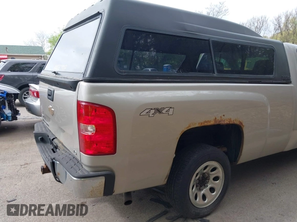 2008 Chevrolet Silverado 1500 1LT with VIN 1GCEK14078E156874, listed as a IAAI auction lot 42176346 with 194,733 mi miles and . Bid and sale history available at DreamBid. Image 19.