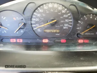 2001 Mitsubishi Galant ES z VIN 4A3AA46G41E110547, wystawiony jako Copart lot #70251704 z przebiegiem 147 187 mil mil oraz Szkoda całkowita • Salvage title. Historia ofert i sprzedaży dostępna na DreamBid. Obrazek 9.