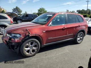 2013 BMW X5 xDrive35d z VIN 5UXZW0C59D0B95469, wystawiony jako Copart lot #56058555 z przebiegiem 68 480 mil mil oraz Szkoda całkowita • Salvage title. Historia ofert i sprzedaży dostępna na DreamBid. Obrazek 1.