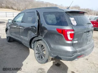 2018 Ford Explorer XLT with VIN 1FM5K8D81JGA66012, listed as a IAAI auction lot 41533841 with 94,714 mi miles. Bid and sale history available at carsss.com. Image 3.