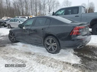 2019 Volvo S60 R-Design with VIN 7JRBR0FM0KG018082, listed as a Copart auction lot 44216225 with 52,692 mi miles and Salvage Title. Bid and sale history available at carsss.com. Image 2.