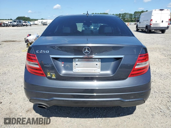 2013 Mercedes-Benz C 250 Sport z VIN WDDGF4HB4DR265117, wystawiony jako Copart lot #61443835 z przebiegiem 114 019 mil mil oraz Szkoda całkowita • Salvage title. Historia ofert i sprzedaży dostępna na DreamBid. Obrazek 6.
