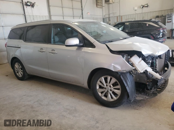 2016 Kia Sedona LX with VIN KNDMB5C1XG6081884, listed as a Copart auction lot 50050535 with 201,457 mi miles and Salvage Title. Bid and sale history available at carsss.com. Image 4.