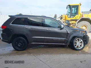 2015 Jeep Grand Cherokee Summit with VIN 1C4RJFJT1FC726330, listed as a IAAI auction lot 41781127 with 138,425 mi miles. Bid and sale history available at carsss.com. Image 13.