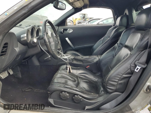 2004 Nissan 350Z Enthusiast with VIN JN1AZ36D74T110685, listed as a Copart auction lot 54630875 with 130,935 mi miles and Salvage Title. Bid and sale history available at DreamBid. Image 7.