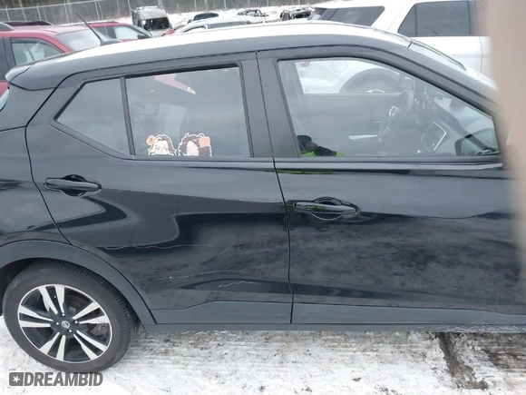 2019 Nissan Kicks S with VIN 3N1CP5CU6KL553216, listed as a IAAI auction lot 41295064 with NaN miles. Bid and sale history available at carsss.com. Image 13.