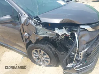 2024 Toyota Sienna XLE z VIN 5TDYRKEC4RS204737, wystawiony jako IAAI lot #40218275 z przebiegiem 336 mil mil oraz . Historia ofert i sprzedaży dostępna na DreamBid. Obrazek 17.