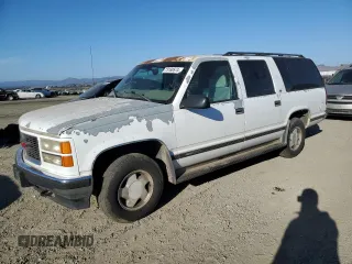 1998 GMC Suburban with VIN 1GKFK16R1WJ700312, listed as a Copart auction lot 73160574 with 150,174 mi miles and Clean Title. Bid and sale history available at carsss.com. Image 1.