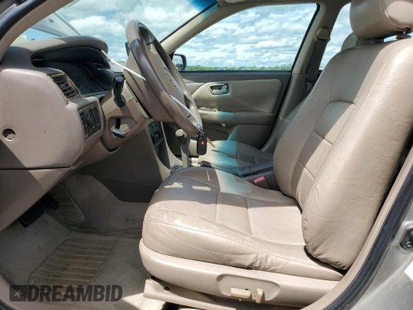 2000 Toyota Camry CE z VIN 4T1BG22KXYU639808, wystawiony jako Copart lot #56606985 z przebiegiem 119 678 mil mil oraz Szkoda całkowita • Salvage title. Historia ofert i sprzedaży dostępna na DreamBid. Obrazek 7.
