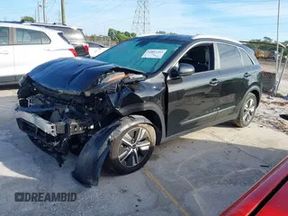 2020 Kia Niro LXS with VIN KNDCB3LC2L5422695, listed as a IAAI auction lot 41881263 with 77,197 mi miles. Bid and sale history available at carsss.com. Image 16.