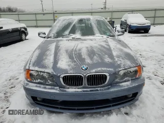 2003 BMW 3 Series 325Ci with VIN WBABS33453PG91055, listed as a Copart auction lot 44337445 with 177,804 mi miles and Clean Title. Bid and sale history available at carsss.com. Image 5.