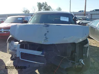 2009 Chevrolet Tahoe Police z VIN 1GNEC03009R163269, wystawiony jako IAAI lot #41500347 z przebiegiem 174 609 mil mil oraz . Historia ofert i sprzedaży dostępna na DreamBid. Obrazek 6.