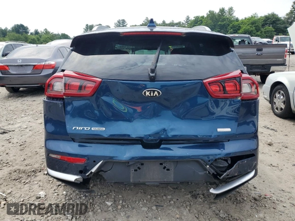 2019 Kia Niro Touring with VIN KNDCE3LCXK5345712, listed as a Copart auction lot 61921284 with 57,903 mi miles and Salvage Title. Bid and sale history available at carsss.com. Image 6.