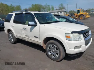 2007 Ford Explorer Limited with VIN 1FMEU75E27UB23675, listed as a IAAI auction lot 42155077 with 185,516 mi miles and . Bid and sale history available at DreamBid. Image 1.