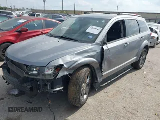 2016 Dodge Journey Crossroad Plus z VIN 3C4PDCGB0GT131602, wystawiony jako IAAI lot #42043545 z przebiegiem 102 225 mil mil oraz . Historia ofert i sprzedaży dostępna na DreamBid. Obrazek 2.