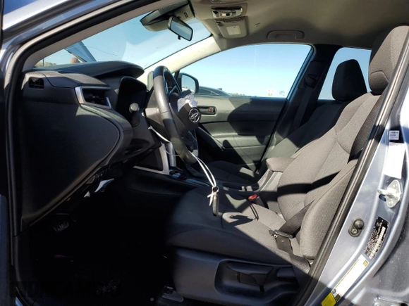 2023 Toyota Corolla Cross LE with VIN 7MUCAAAG8PV060228, listed as a Copart auction lot 86827224 with 40,395 mi miles and Salvage title. Bid and sale history available at DreamBid. Image 7.