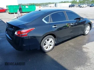 2015 Nissan Altima S with VIN 1N4AL3APXFC142202, listed as a IAAI auction lot 42107010 with 188,447 mi miles and . Bid and sale history available at DreamBid. Image 4.