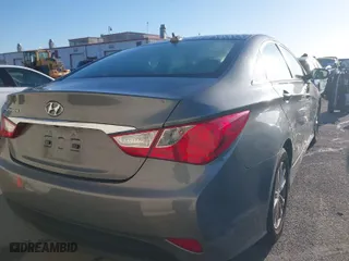 2014 Hyundai Sonata GLS with VIN 5NPEB4AC8EH915091, listed as a IAAI auction lot 41825481 with 58,280 mi miles. Bid and sale history available at carsss.com. Image 4.
