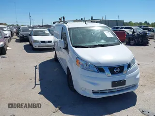 2018 Nissan NV200 S с VIN 3N6CM0KN2JK691517, выставлен на аукционе IAAI как лот 41836172 с пробегом 141 188 миль миль и . История ставок и продаж доступна на DreamBid. Изображение 1.
