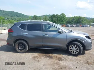 2019 Nissan Rogue SV with VIN JN8AT2MVXKW379512, listed as a IAAI auction lot 39550823 with 72,227 mi miles. Bid and sale history available at carsss.com. Image 14.
