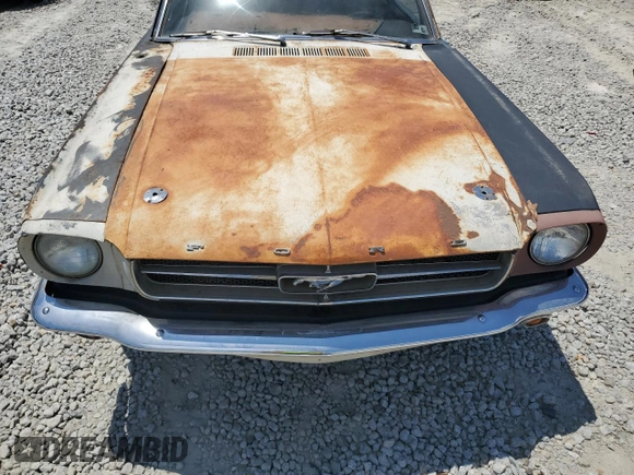 1965 Ford Mustang z VIN 5F07T265508, wystawiony jako Copart lot #63886215 z przebiegiem 9 270 mil mil oraz Czysty tytuł • Clean title. Historia ofert i sprzedaży dostępna na DreamBid. Obrazek 11.