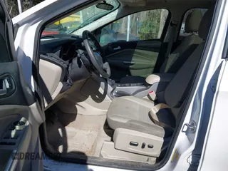 2016 Ford Escape SE with VIN 1FMCU0G9XGUB90670, listed as a IAAI auction lot 41694382 with 167,631 mi miles. Bid and sale history available at carsss.com. Image 5.