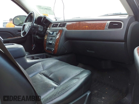 2007 Chevrolet Suburban LT с VIN 1GNFK163X7J237585, выставлен на аукционе IAAI как лот 41802337 с пробегом 225 449 миль миль и . История ставок и продаж доступна на DreamBid. Изображение 5.