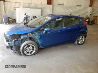2019 Ford Fiesta SE z VIN 3FADP4EJ4KM142797, wystawiony jako Copart lot #56876095 z przebiegiem 82 545 mil mil oraz Szkoda całkowita • Salvage title. Historia ofert i sprzedaży dostępna na DreamBid. Obrazek 1.