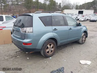 2007 Mitsubishi Outlander ES with VIN JA4MS31X37U015596, listed as a IAAI auction lot 41439500 with 288,701 mi miles. Bid and sale history available at carsss.com. Image 4.
