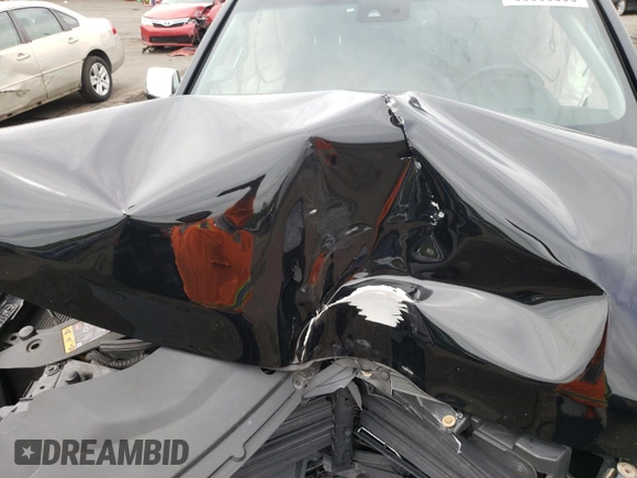 2017 Chevrolet Suburban Premier z VIN 1GNSKJKC3HR322324, wystawiony jako Copart lot #55039595 z przebiegiem 150 117 mil mil oraz Szkoda całkowita • Salvage title. Historia ofert i sprzedaży dostępna na DreamBid. Obrazek 12.