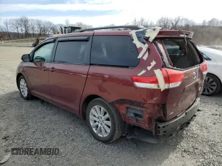 2012 Toyota Sienna XLE with VIN 5TDDK3DC2CS048425, listed as a Copart auction lot 48847955 with 165,631 mi miles and Salvage Title. Bid and sale history available at carsss.com. Image 2.