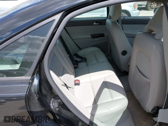 2007 Volvo S40 2.4L with VIN YV1MS390472283513, listed as a IAAI auction lot 42093282 with 155,911 mi miles. Bid and sale history available at carsss.com. Image 8.
