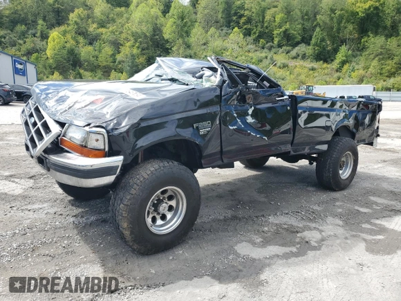 1997 Ford F-250 z VIN 3FTHF26F8VMA00888, wystawiony jako Copart lot #71546154 z przebiegiem Nie podano mil oraz Szkoda całkowita • Salvage title. Historia ofert i sprzedaży dostępna na DreamBid. Obrazek 1.