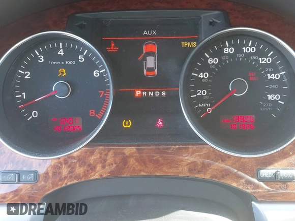2009 Audi A8 z VIN WAULV94E09N003356, wystawiony jako IAAI lot #41387468 z przebiegiem 101 926 mil mil oraz . Historia ofert i sprzedaży dostępna na DreamBid. Obrazek 7.