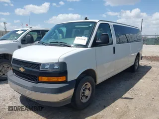 2020 Chevrolet Express Passenger LS с VIN 1GAZGNFG8L1242580, выставлен на аукционе IAAI как лот 42512136 с пробегом 12 339 миль миль и . История ставок и продаж доступна на DreamBid. Изображение 2.