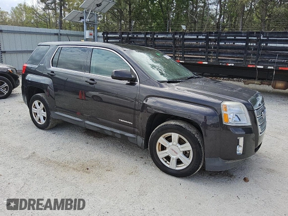 2015 GMC Terrain SLE z VIN 2GKALMEK5F6188192, wystawiony jako Copart lot #50735555 z przebiegiem 140 187 mil mil oraz Czysty tytuł • Clean title. Historia ofert i sprzedaży dostępna na DreamBid. Obrazek 4.