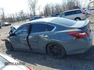 2017 Nissan Altima S z VIN 1N4AL3AP5HC234322, wystawiony jako IAAI lot #41947565 z przebiegiem 174 659 mil mil oraz . Historia ofert i sprzedaży dostępna na DreamBid. Obrazek 14.