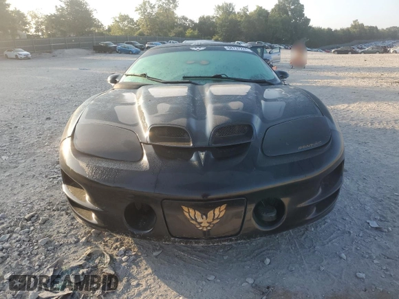 2000 Pontiac Firebird Formula z VIN 2G2FV22G4Y2175318, wystawiony jako Copart lot #68737224 z przebiegiem 229 394 mil mil oraz Szkoda całkowita • Salvage title. Historia ofert i sprzedaży dostępna na DreamBid. Obrazek 5.