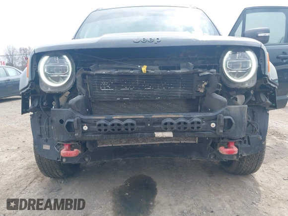 2019 Jeep Renegade Trailhawk with VIN ZACNJBC14KPK76923, listed as a IAAI auction lot 42129210 with 100,238 mi miles and . Bid and sale history available at DreamBid. Image 6.