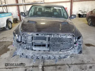 2017 Ram 1500 Night z VIN 1C6RR7MT6HS812579, wystawiony jako Copart lot #47369895 z przebiegiem 60 427 mil mil oraz Szkody całkowita. Historia ofert i sprzedaży dostępna na DreamBid. Obrazek 5.