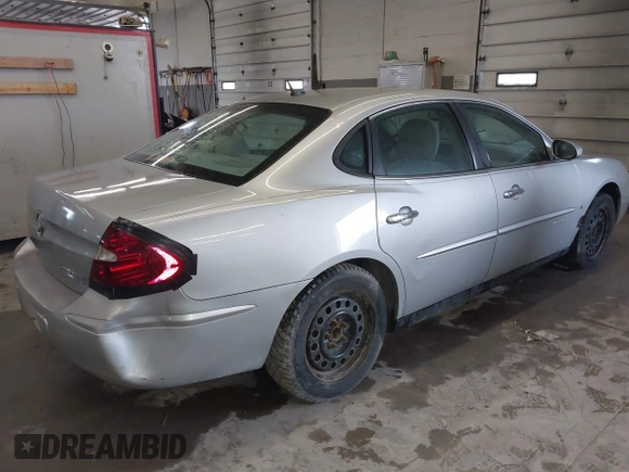 2007 Buick LaCrosse CX with VIN 2G4WC582071212332, listed as a IAAI auction lot 42188992 with 158,945 mi miles and . Bid and sale history available at DreamBid. Image 4.