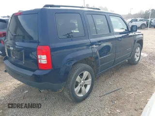 2014 Jeep Patriot Sport with VIN 1C4NJRBB4ED686680, listed as a IAAI auction lot 41585899 with 165,612 mi miles and . Bid and sale history available at DreamBid. Image 4.
