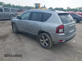 2016 Jeep Compass High Altitude with VIN 1C4NJDEBXGD730764, listed as a IAAI auction lot 42371491 with 125,302 mi miles and . Bid and sale history available at DreamBid. Image 3.
