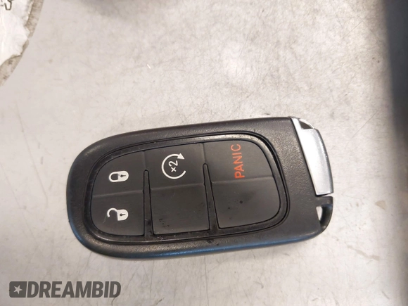 2019 Jeep Cherokee Latitude Plus with VIN 1C4PJMLX0KD361879, listed as a IAAI auction lot 40435950 with 148,830 mi miles. Bid and sale history available at carsss.com. Image 11.