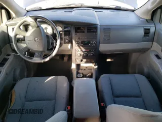 2008 Dodge Durango z VIN 1D8HB38N28F145095, wystawiony jako Copart lot #76367914 z przebiegiem 172 895 mil mil oraz Szkoda całkowita • Salvage title. Historia ofert i sprzedaży dostępna na DreamBid. Obrazek 8.